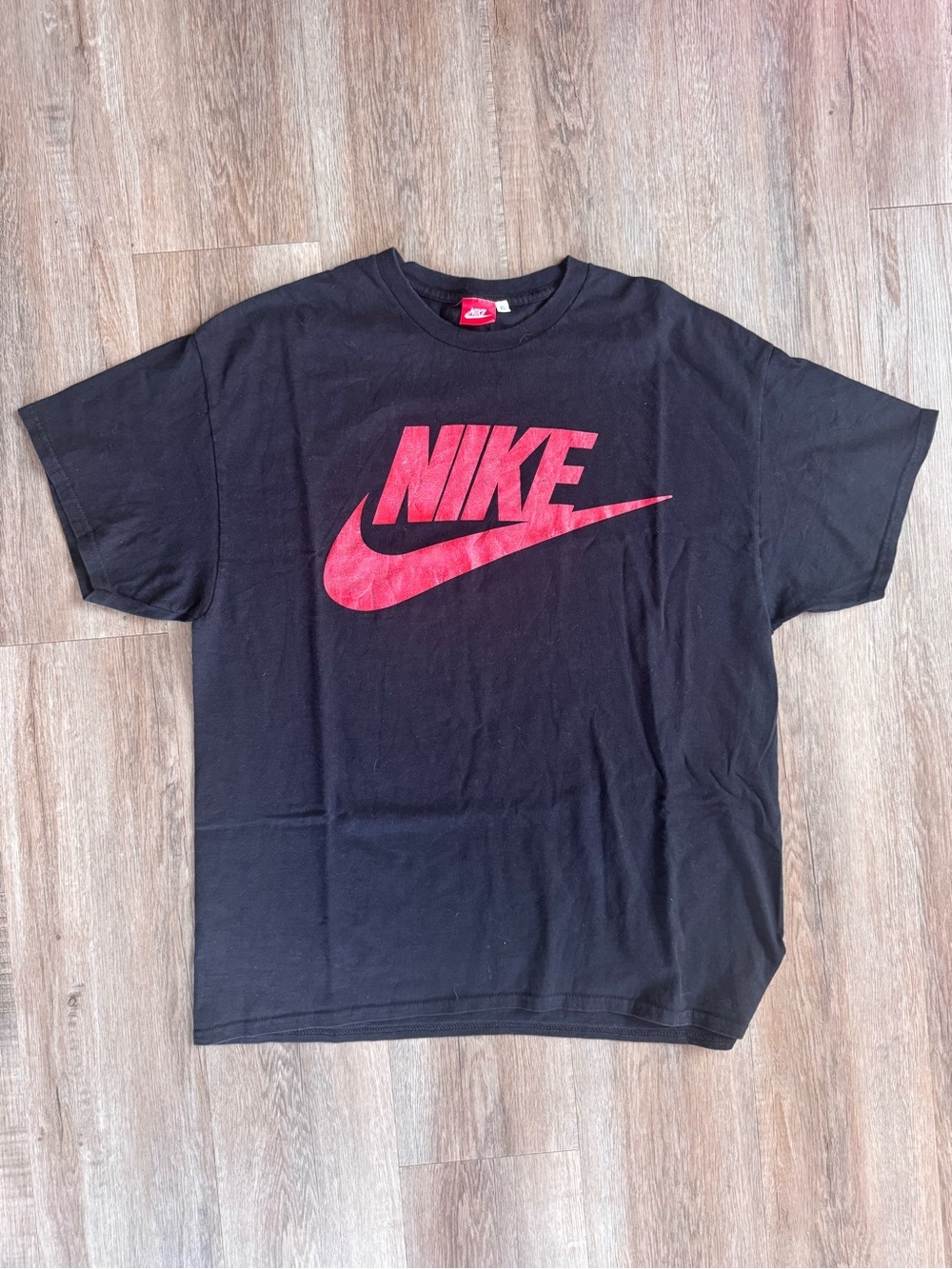 Vintage Nike Big Logo Red Swoosh - size XLarge